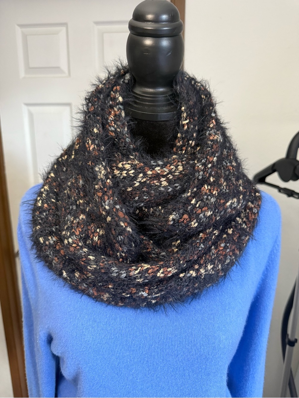 ZARA Accessories Eyelash Knit Infinity Scarf Black Brown Snood Loop